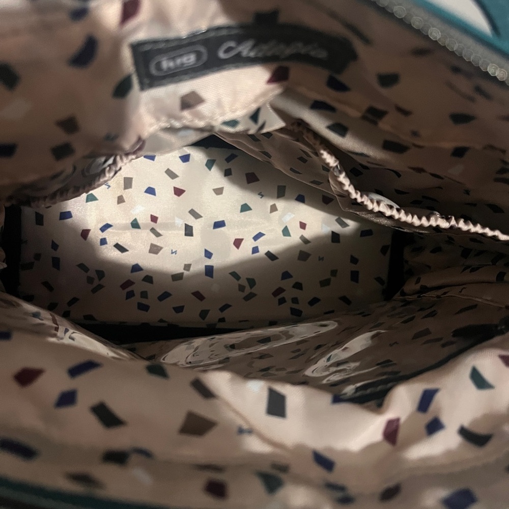 Lug Bag - Elegant Teal Adagio Shoulder Bag - Picture 9 of 9